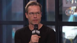 Guy Pearce Talks About Giving Birth And The Strength Of Women