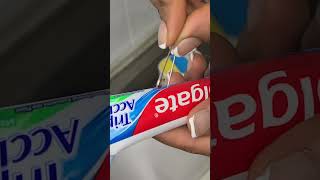 Just put toothpaste in your toilet, and you’ll be amazed!