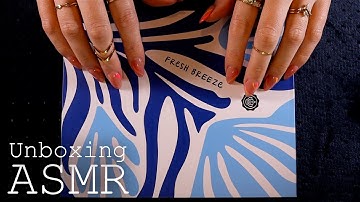 ASMR Glossybox Unboxing (🎧 soft spoken, tapping, scratching)