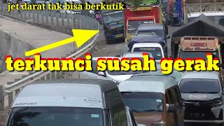 mosak masik di tengah kemacetan rukun wargi khalisya tak bisa berkutik di cireki Sumedang