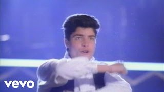 Смотреть клип Chayanne - Simon Sez