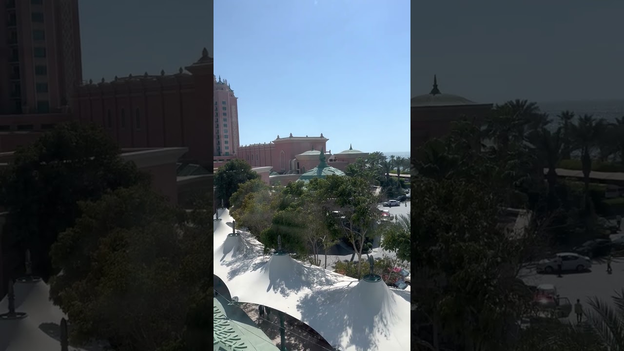 Palm Jumeirah Monorail. Dubai