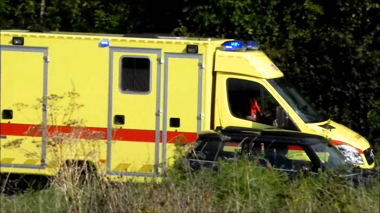 Interventie Ambulance Brandweer Zaventem / Ambulance responding code 3
