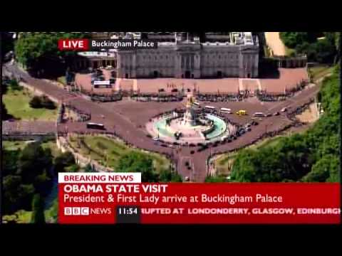 President Obama meets Queen Elizabeth II at Buckingham Palace