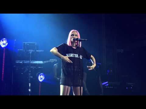 Download lagu Jessie J - Flashlight (live @ Webster Hall) Jessie J - Flashlight (live @ Webster Hall)