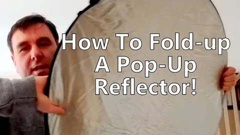 How To Fold Up A Pop Up Reflector / Diffuser (Interfit 5 in 1)