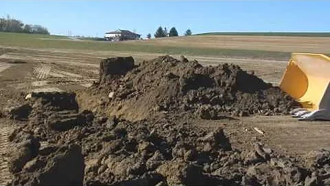 John Deere Crawler Loader Safety Tips