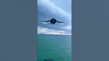 Thumbnail of Supersonic Jet Flyby #science #sonicboom #supersonic #fighterjet #shorts