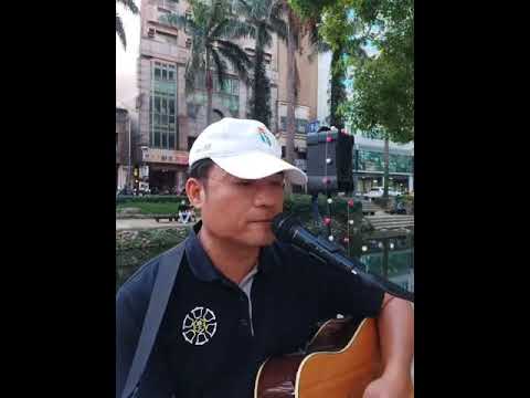 戀曲1990  原唱：羅大佑   新竹市街頭藝人：王團長