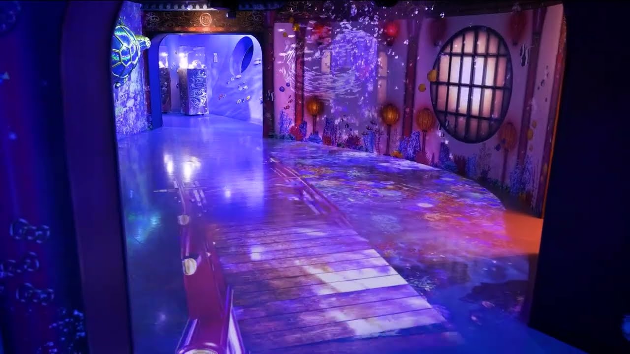 ハローキティのプロジェクションマッピング「乙姫竜宮城」を淡路島で