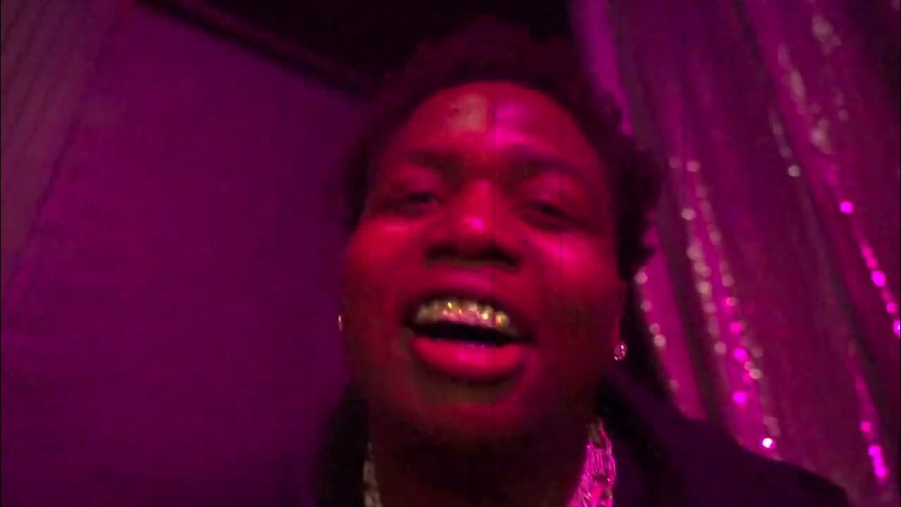 CEO BIG 30 uses Chicago slang and does show with OTF ARTIST OTF THF ZOO