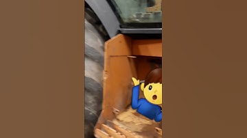 Case 580 Super M in for some TLC, oil change fuel filters hydraulic hoses batteries basic MANtenance