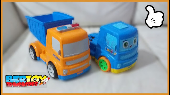 Caminhão De Brinquedo Com Toras Infantil Menino Brincar