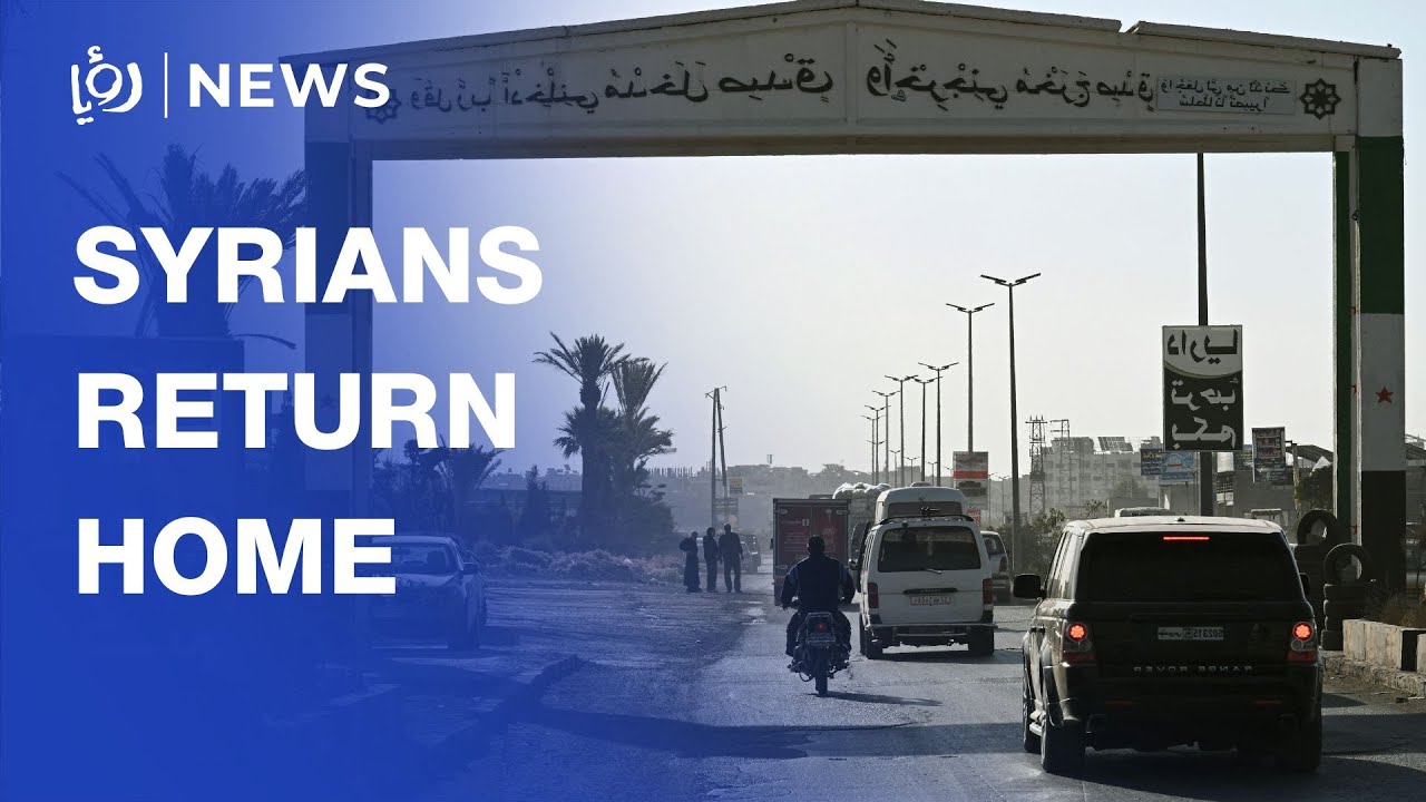 Hundreds of Syrian refugees return home from Lebanon - YouTube