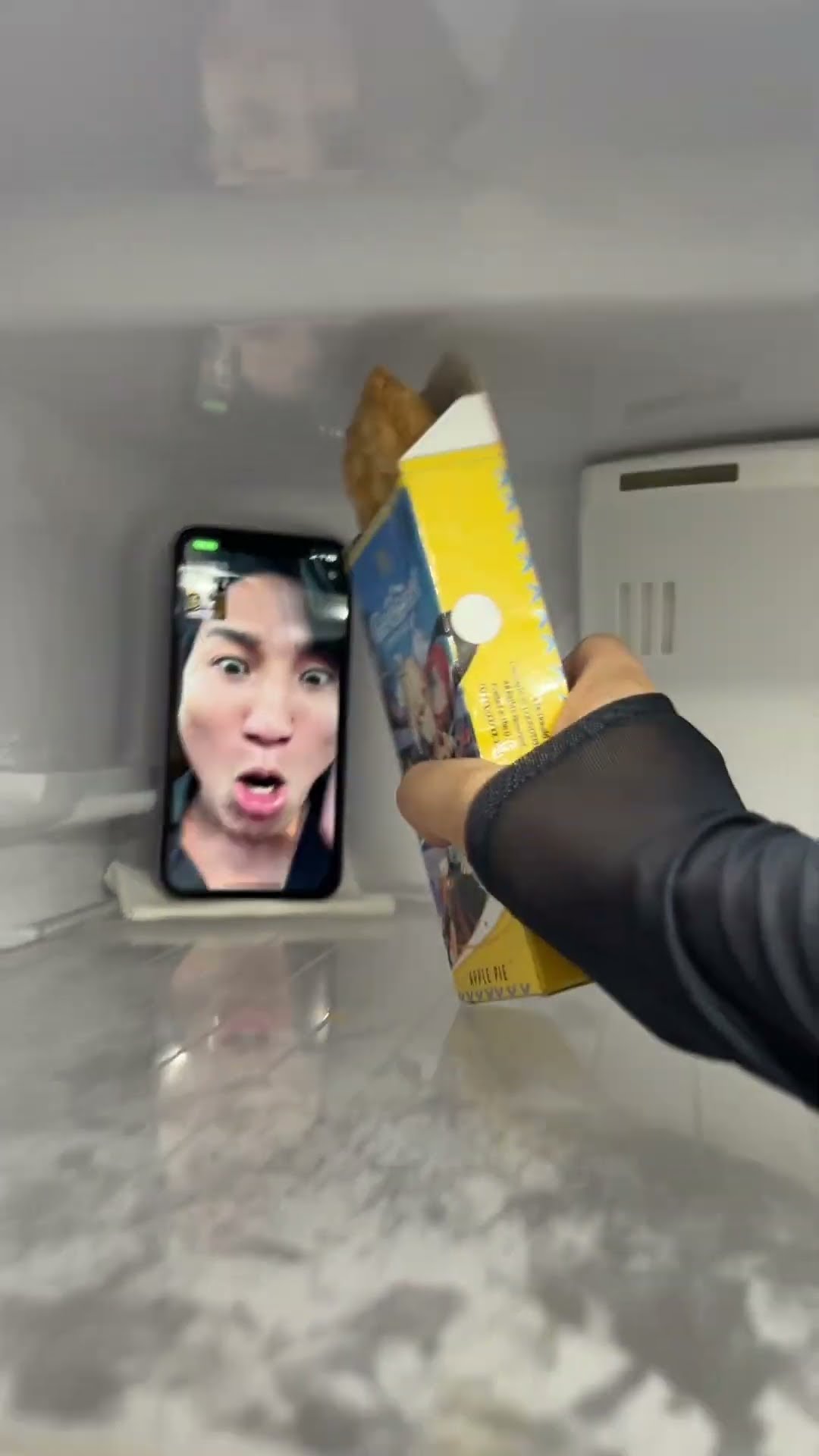 Don't take my food #GenshinXMcD #GenshinApplePie #GenshinImpact