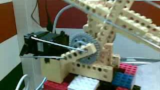 Full Robot arm controlled with servo's and a PIC16F628A microcontroller Update