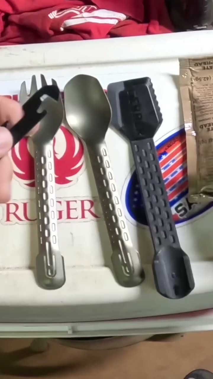 スプーン・フォーク・スパチュラ・トング・缶切り・ピーラーまで