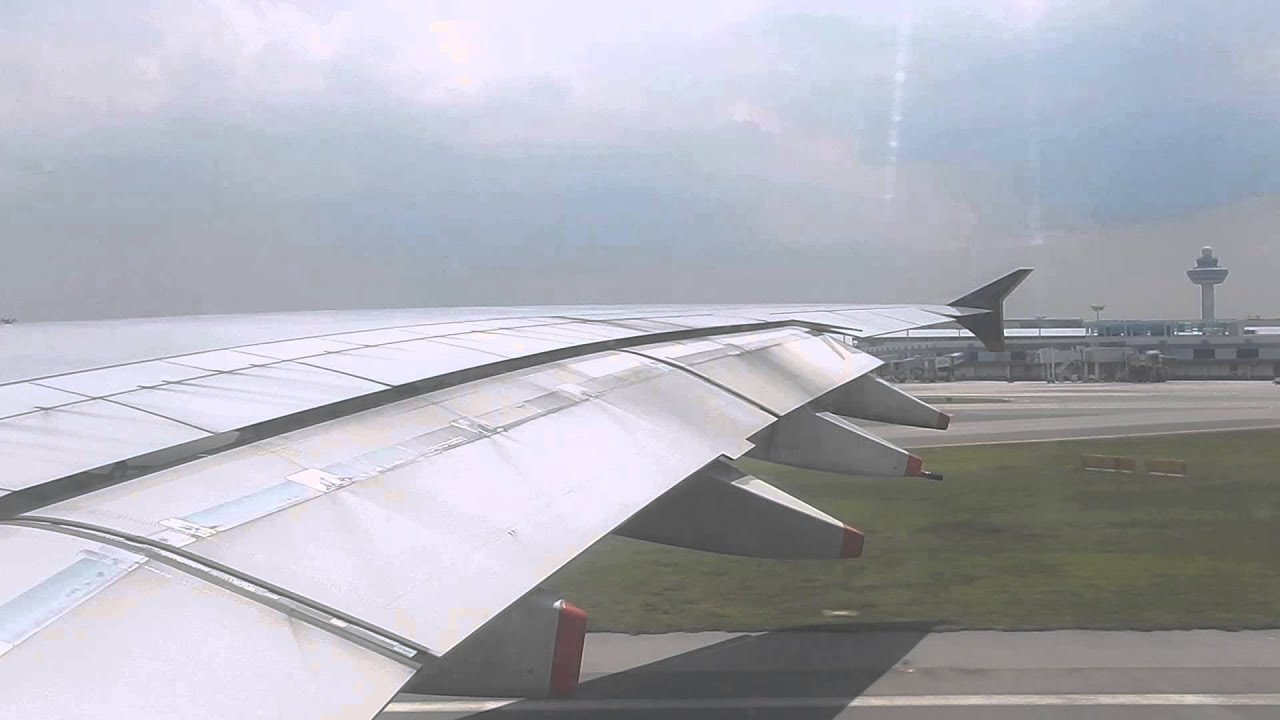 Singapore Airlines Airbus A380 9V-SKD takeoff at Singapore Changi