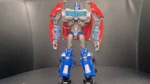 Transformers prime. Robots in disguise voyager class Optimus prime complete transformation process