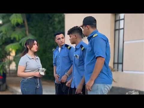 شوفو البنت بتقولو سوق العربية وهديك ١٠ الف دولار وللاسف
