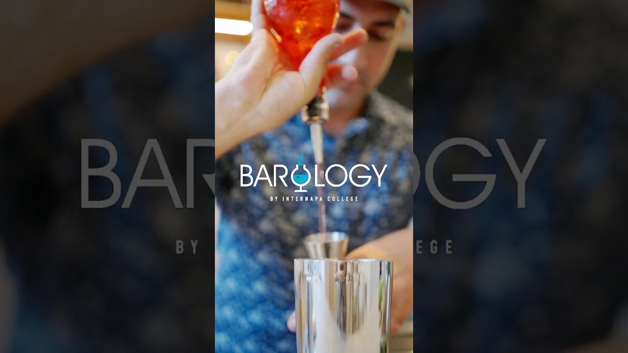 🌺  Join Barology and Master the Art of Tiki Cocktails! 🍍