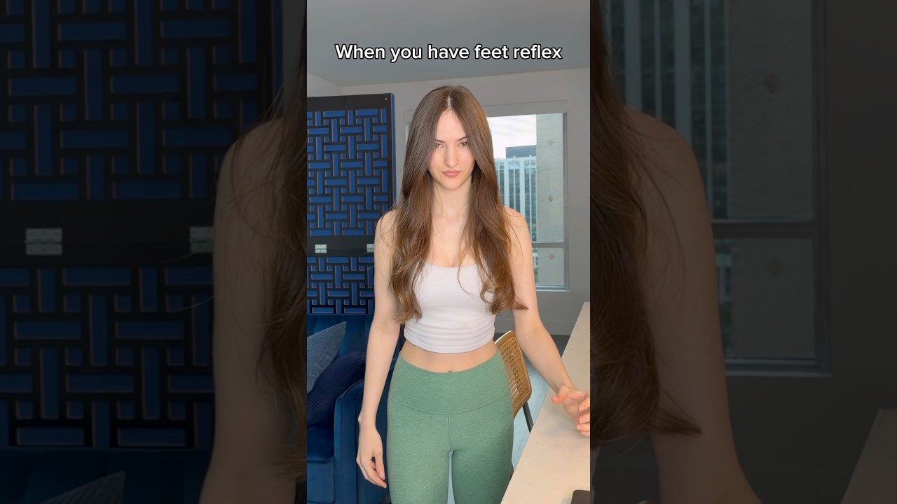 It’s UNCONTROLLABLE 👣 #VictoriaPfeifer