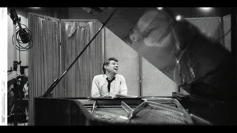 Bernstein:   Five Anniversaries  -  II   For Lukas Foss   -   Dorella Sarlo, pian