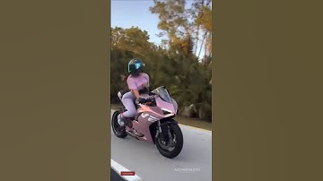 pink ducati panigale - test ride 💗