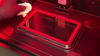 Stratasys Academy | Origin One 3D Printer: Cleaning the Midplate Glass