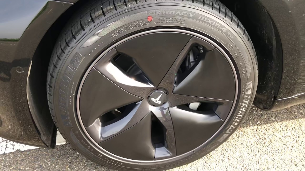 Tesla Model 3 Aero Wheels Cover Paint with Chrome Delete