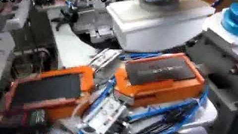 Automatic pad printer for battery