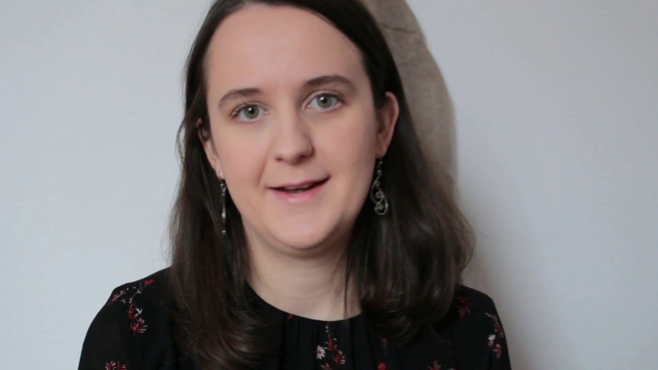 ASMR – Kiegészítős bolt / suhogó sálak, csörrenő ékszerek, ropogó dísztárgyak