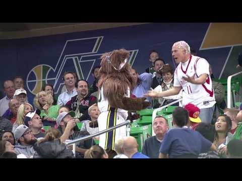 Jazz Bear Gets Even With Houston Rockets Beer Guy