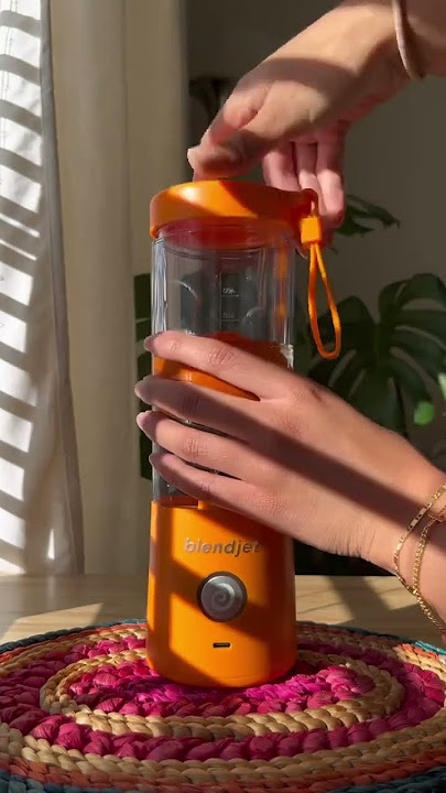 Squeeze the Day: Easy Orange Juice with BlendJet!