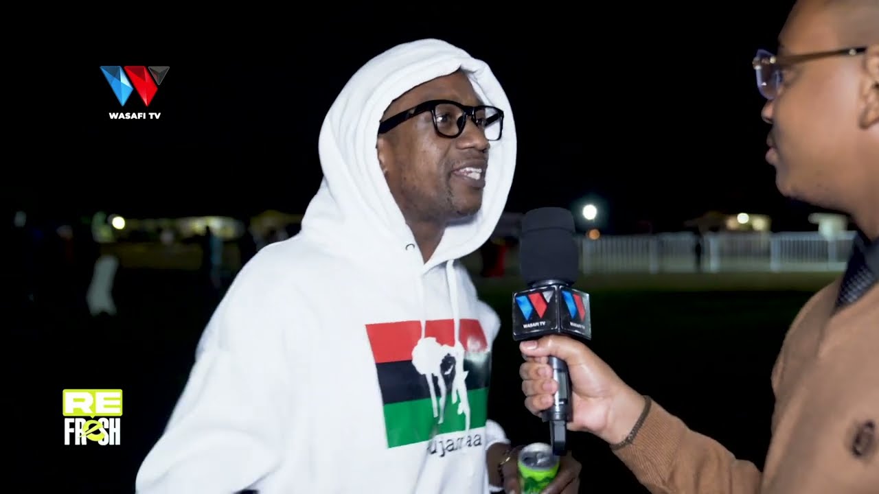 UTACHEKA SANA! T.I.D ALIVYOMZINGUA MTANGAZAJI KISA AMEVAA 'MOKA' 😂😂