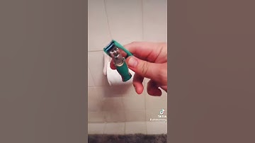 POV of Octane taking a shit