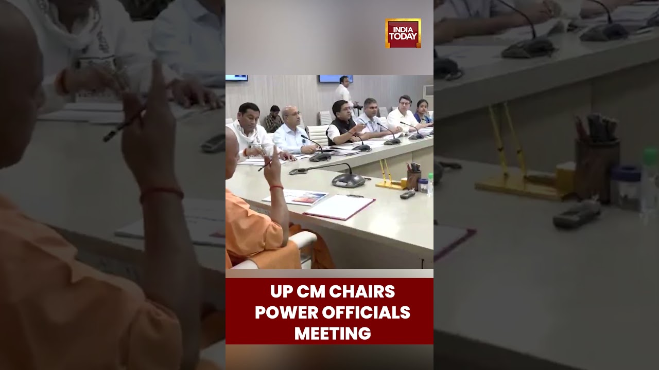 UP CM Yogi Adityanath Chairs Meeting With Power Department Officials | India Today
