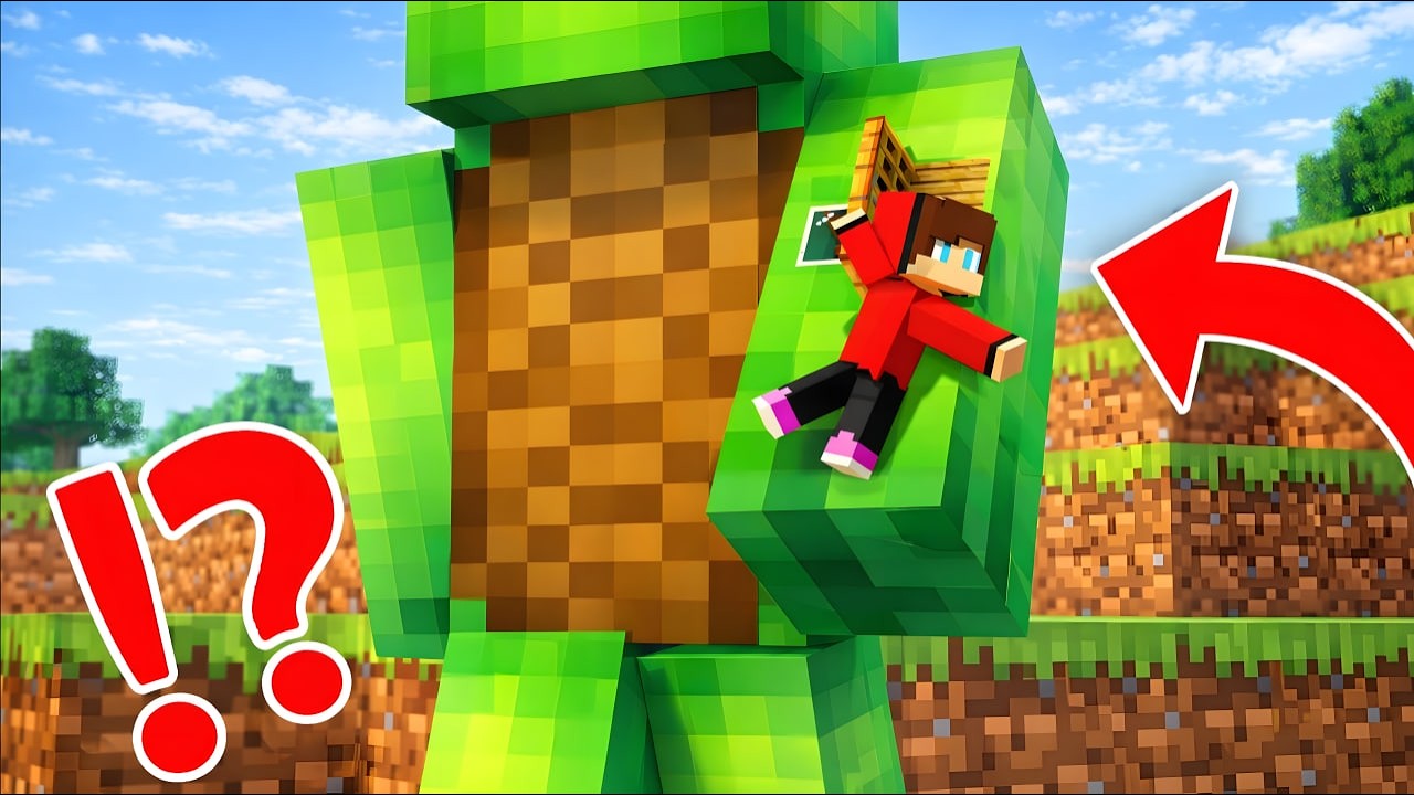 JJ Built House inside Mikey’s Hand in Minecraft! - Maizen