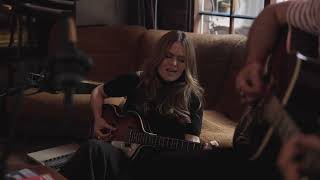 Angus & Julia Stone - Karaoke Bar Acoustic Video (Live in Byron Bay)