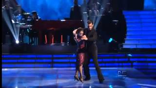 Toni Costa y Adamari López Tango Mira  Quien Baila  2011