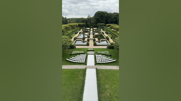 when we built a garden on top of a garden for our wedding ceremony💭 #wedding