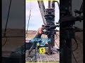 شوفوا كيف يتم حفر آبار النفط