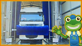 Giant Truck Wash For Children | Gecko's Real Vehicles