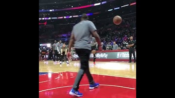 DeAndre Jordan Tried to Repeat the Dribbling of Chris Paul