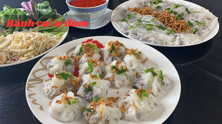 RICE ROLLS are quick to make without soaking the dough.