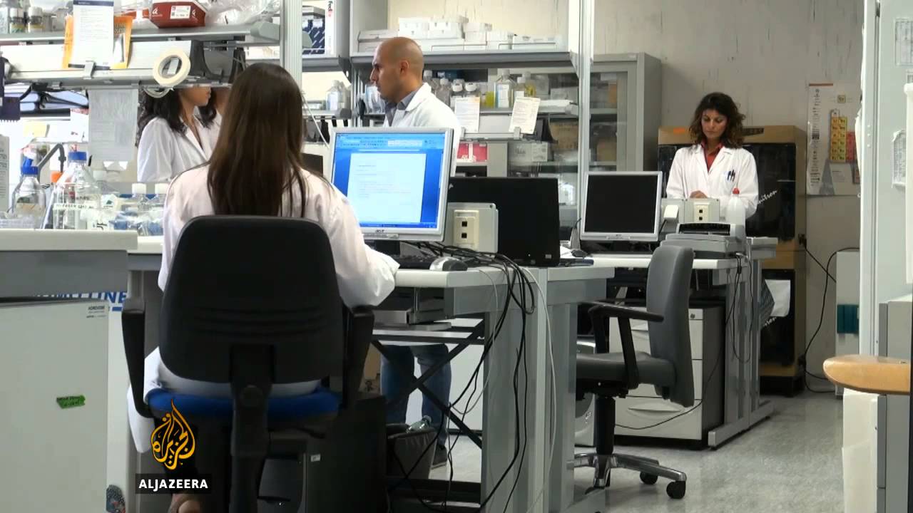 إيطاليا تعمل على تطوير لقاح ضد الإيبولا