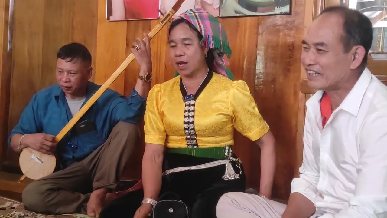 Hát Thái Lò Thị yêu mương Khim