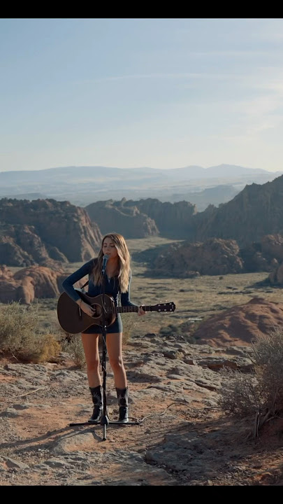 what’s your favorite love song of all time?? ❤️#YoureStillTheOne #jadafacer #acousticcover #shorts