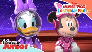 Skogsresa på Mars | Musse Pigg Lustiga Huset | Disney Junior Sverige