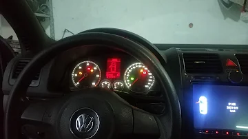 Comment changer l'ampoule du tableau de bord sur Volkswagen Golf 5